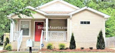 Main picture of 2722 Bm Montgomery St