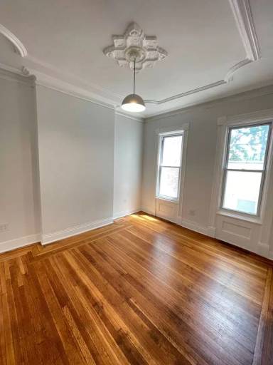 Main picture of 125 3rd St