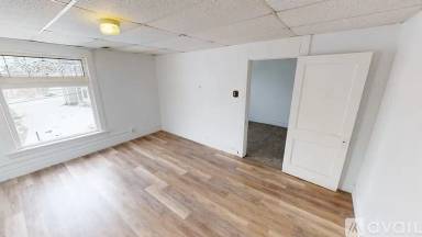 Main picture of 216 Fairview Ave