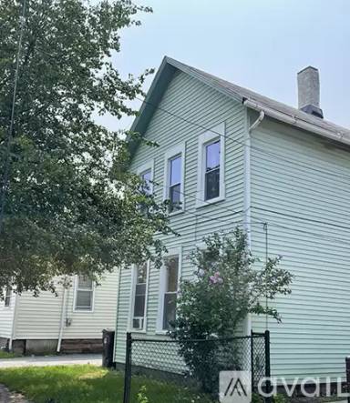 Main picture of 3356 W 32nd St