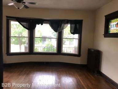 Main picture of 3024 W 103rd St
