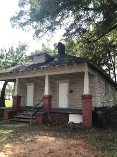 Main picture of 117 E McNeely Ave