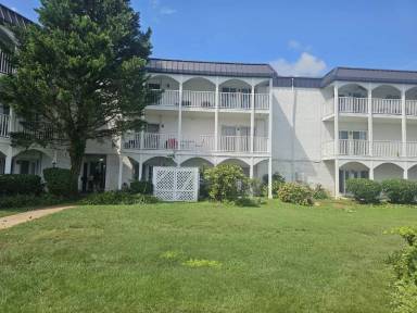 Main picture of Cherokee at Westcliff Condominiums