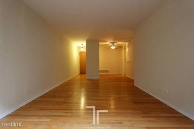 Main picture of 660 W Wrightwood Ave