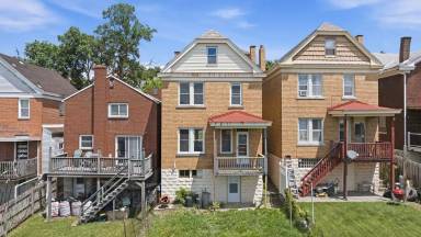Main picture of 135 Saint Joseph St