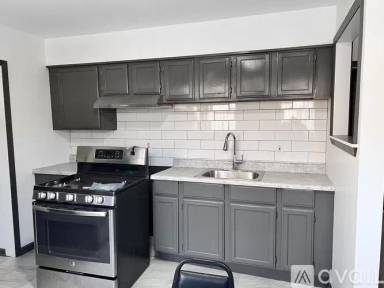 Main picture of 4126 W 26th St