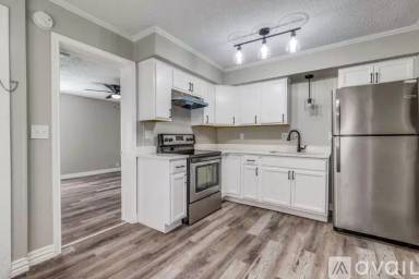 Main picture of 250 Alexandria St