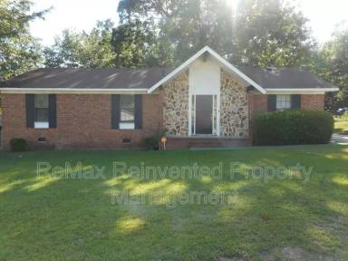 Main picture of 2825 Crosscreek Rd