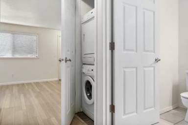 Main picture of 18209 96th Ave NE