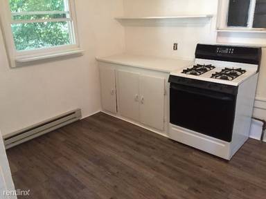 Main picture of 346 S Market St