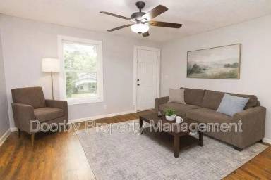 Main picture of 2215 Allin St