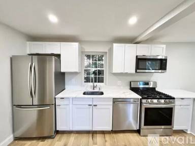 Main picture of 6 La Grange Pl