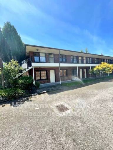 Main picture of 3057 63rd Ave SW