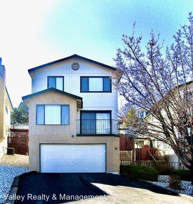 Main picture of 1110 Thompson St