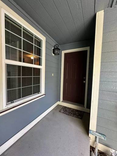 Main picture of 2721 Hidden Springs Loop SE