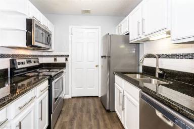 Main picture of Crown Point Apartment Homes