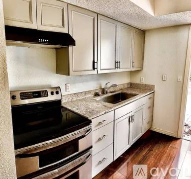Main picture of 814 Carolina Ave