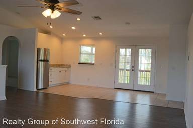 Main picture of 18425 Iris Rd
