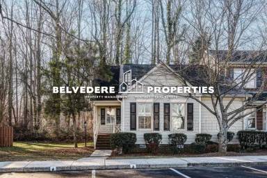 Main picture of 19 Park Village Ln