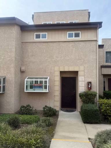 Main picture of 1726 S Mountain Ave