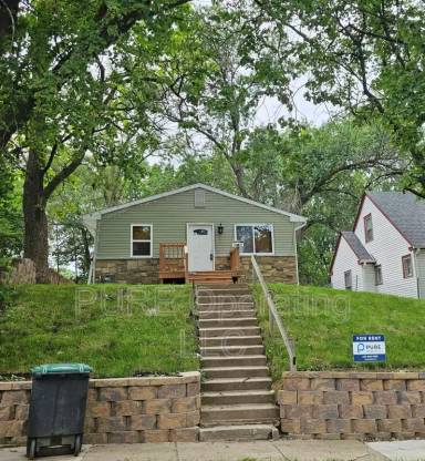 Main picture of 3920 N 39th St