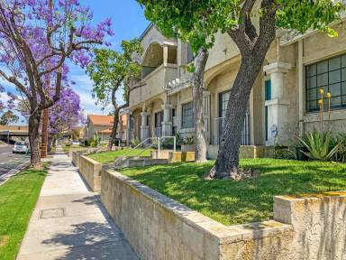 Main picture of 6642 Orange Ave