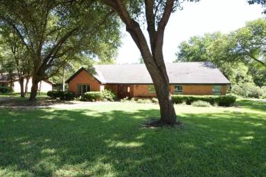 Main picture of 4104 Briar Cliff Rd