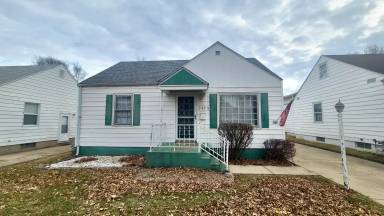 Main picture of 2468 S 11th St