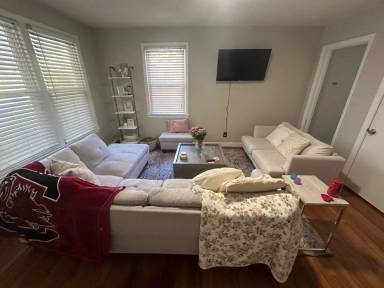 Main picture of 2807 Holt Dr