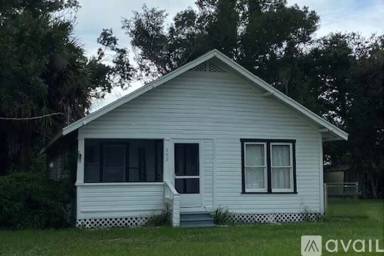 Main picture of 203 S Pasco Ave