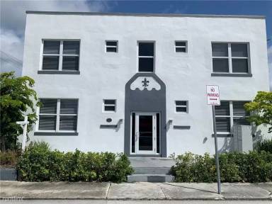 Main picture of 1505 SE 2nd Ct