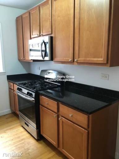 Main picture of 2045 W Berwyn Ave