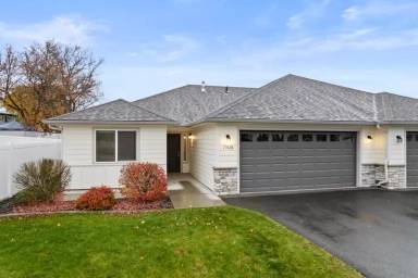 Main picture of 16912 E Knox Ln