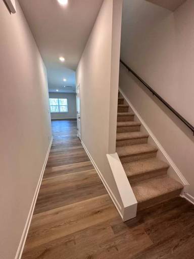 Main picture of 292 Cross Creek Ct