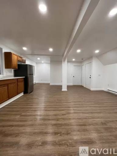 Main picture of 812 Quincy Ave