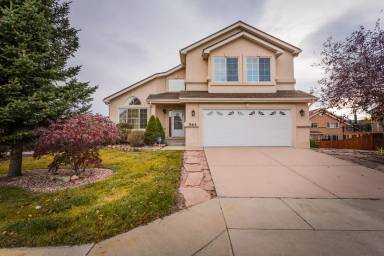 Main picture of 543 Shrubland Dr