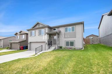 Main picture of 14503 Craig St