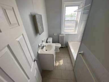 Main picture of 2116 49th St