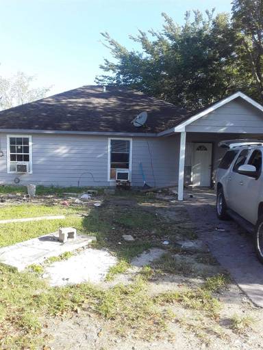 Main picture of 14631 Bonham St