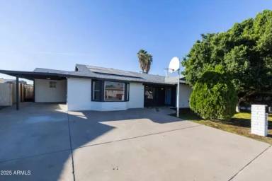 Main picture of 4415 W Carol Ave