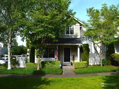 Main picture of 1958 McDonald Ave