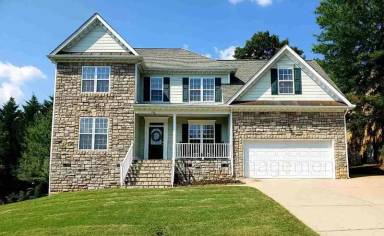 Main picture of 125 Spalding Ln