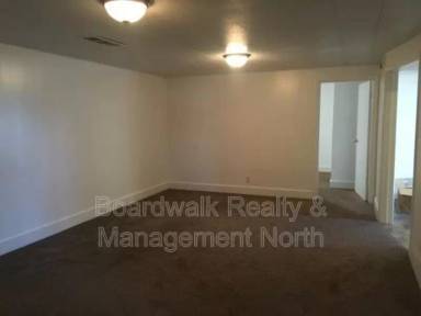 Main picture of 851 N 250 W