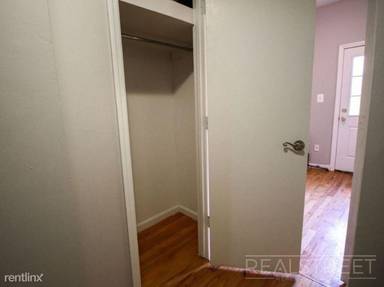 Main picture of 20 Covert St