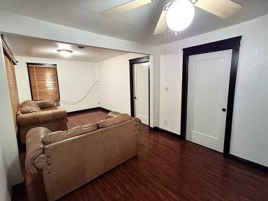 Main picture of 703 Jackson St