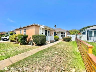 Main picture of 6437 W 86th Pl