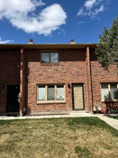 Main picture of 2105 Chatalet Ln
