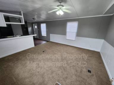 Main picture of 132 W Sourwood Dr