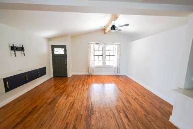 Main picture of 903 Garden Villa Ct