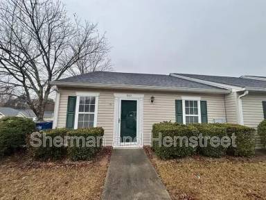 Main picture of 802 Fripp Ct